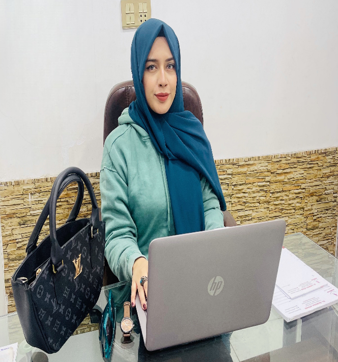 Nutrition consultation in kitchen